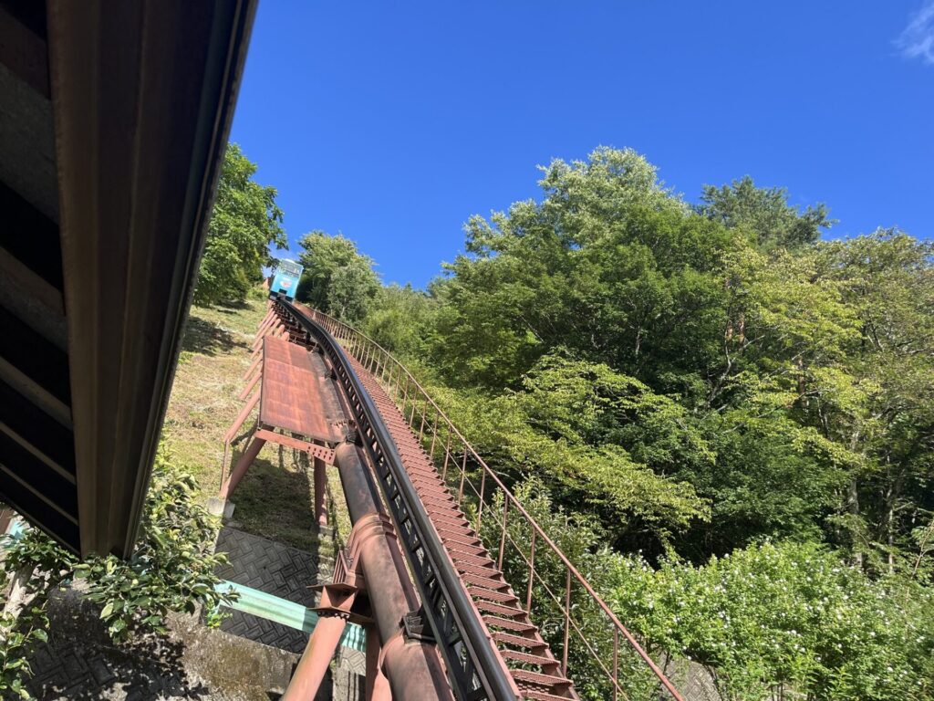 道の駅南きよさとのリフトカー